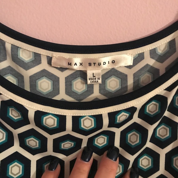 HOST PICK🎉 New Max studio dress - Picture 3 of 4